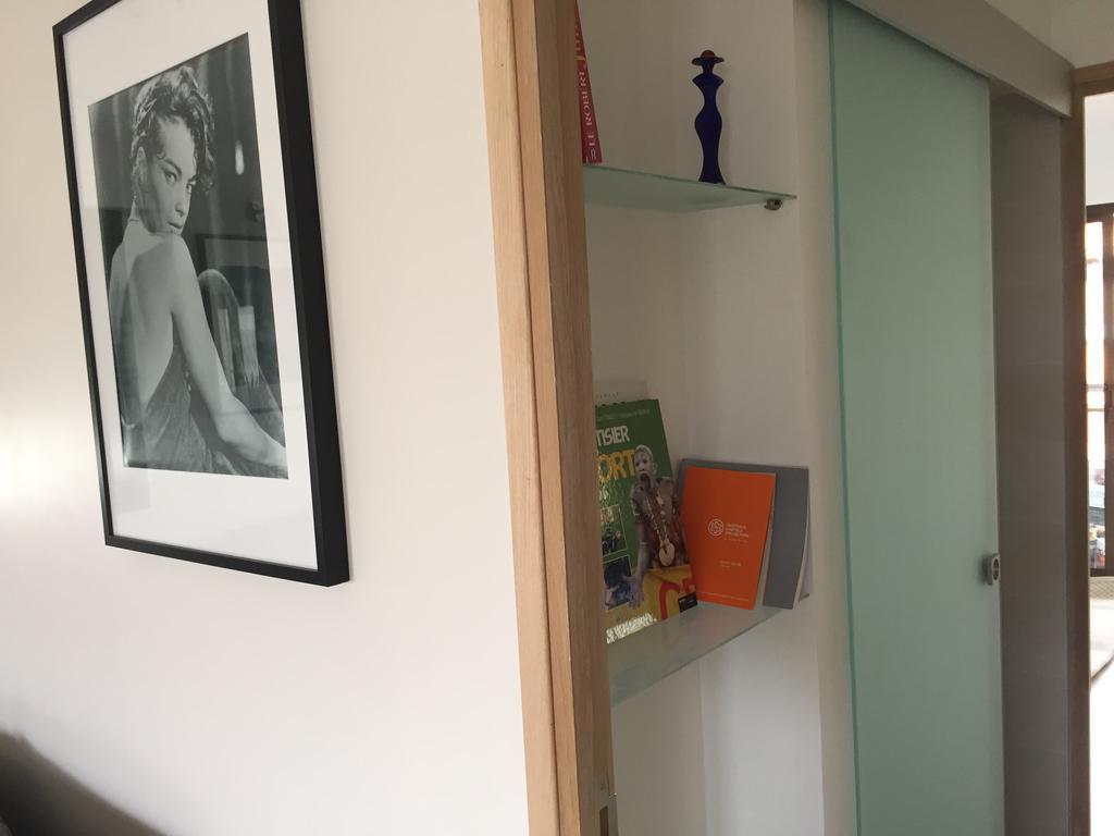 Athena Apartment *